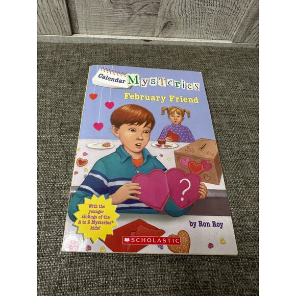 Childrens Book Bundle: Junie B. First Grader Snowy the Surprise Puppy & More - Picture 10 of 12